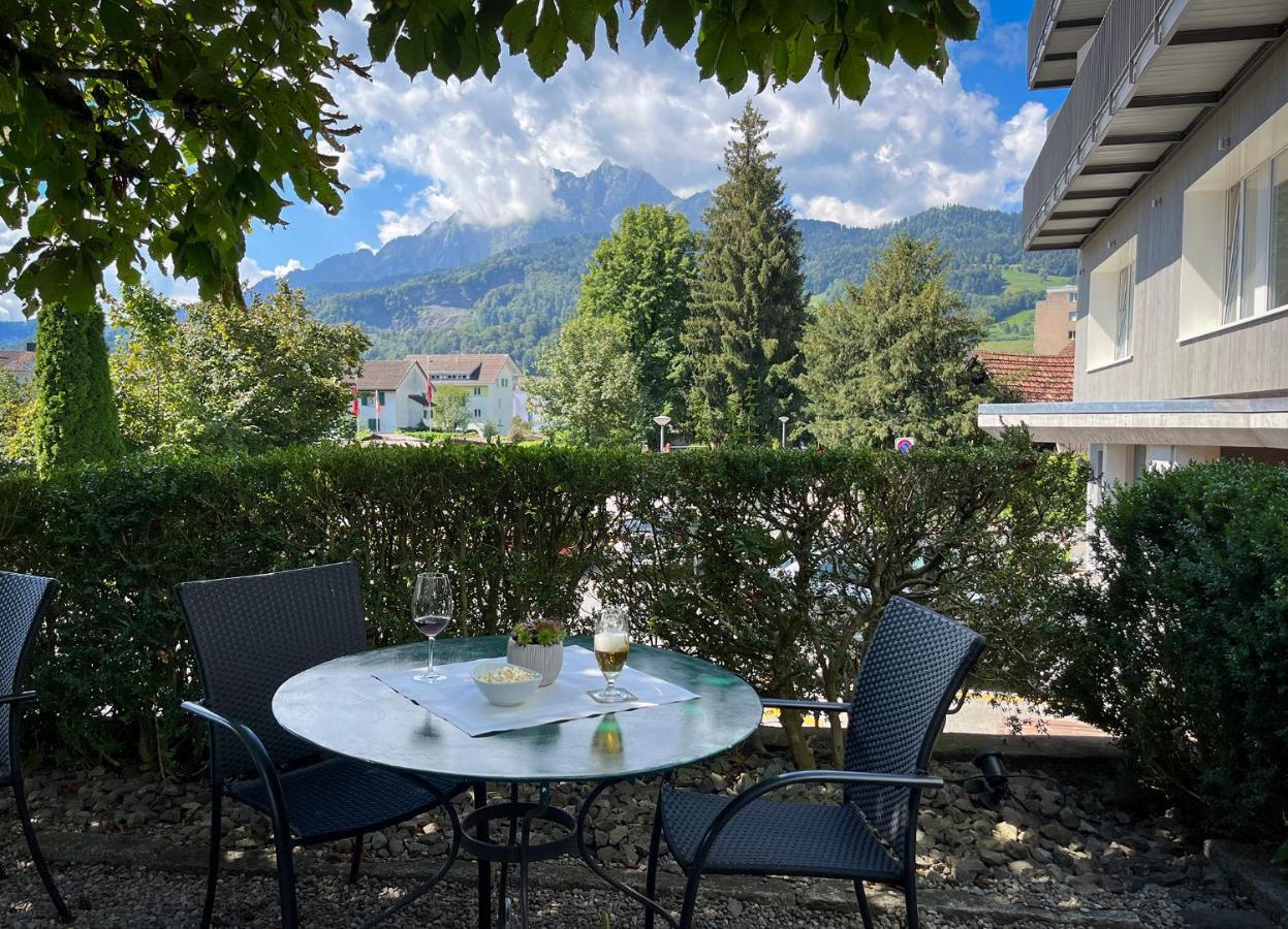 Gasthaus Zur Waldegg Horw Bagian luar foto