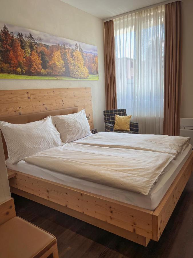 Gasthaus Zur Waldegg Horw Bagian luar foto