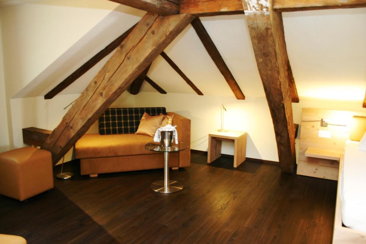 Gasthaus Zur Waldegg Horw Bagian luar foto